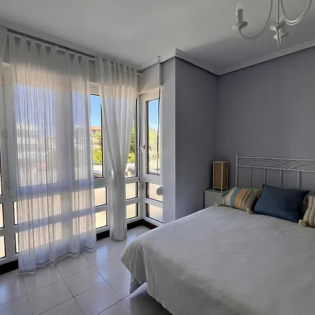 Trasmiera アパート ソモ